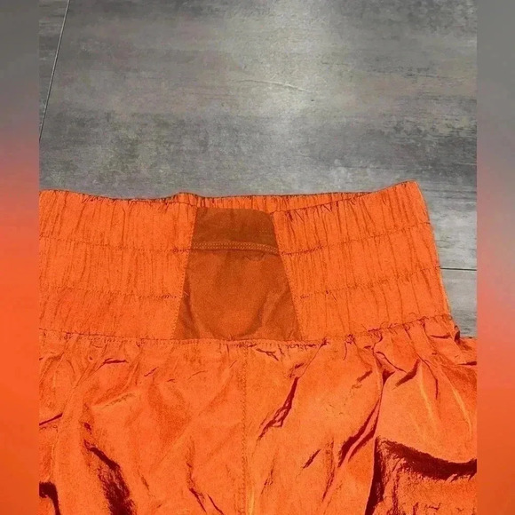 NEW Free People Movement The Way Home High-rise Smocked Waistband Size S - Picture 5 of 9